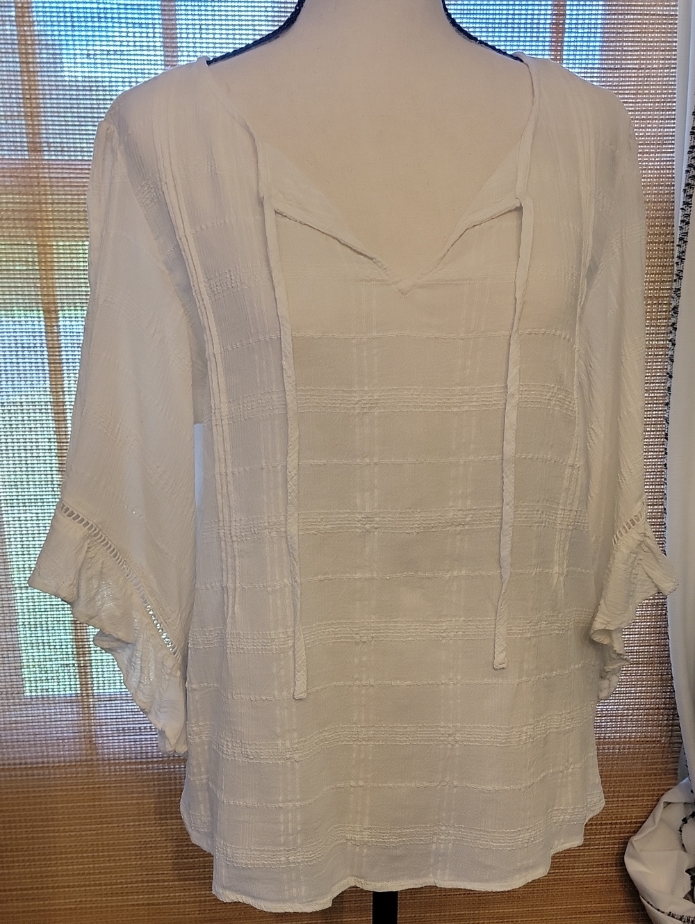 LC Lauren Conrad Cream Textured 100% Cotton Blouse